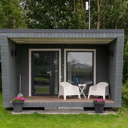 Villa Tiny House Aan Het Water Op De Appelhof Wommels Exterior foto